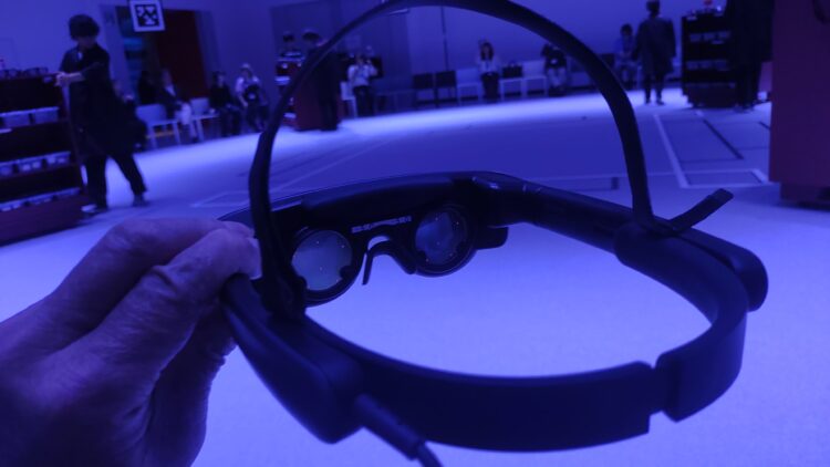 複合現実(Mixed Reality)、坂本龍一、KAGAMI、VS.