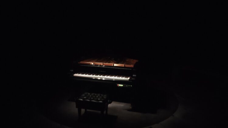 複合現実(Mixed Reality)、坂本龍一、KAGAMI、VS.