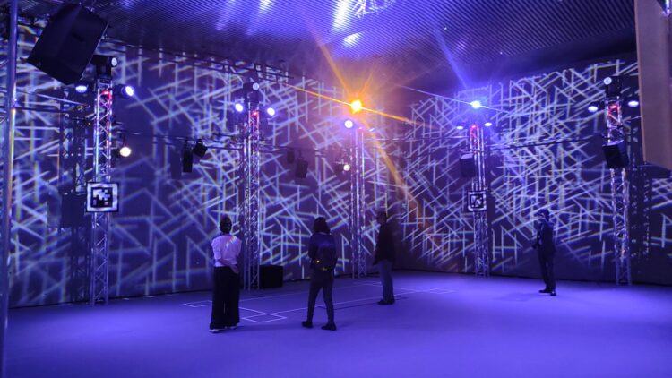 複合現実(Mixed Reality)、坂本龍一、KAGAMI、VS.