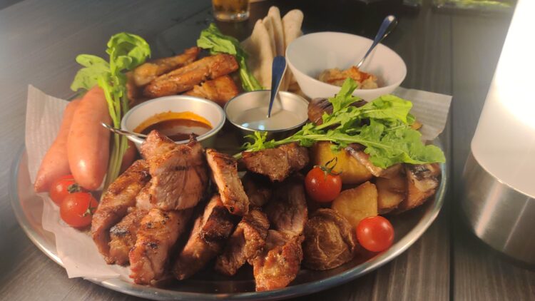 大人のビアガーデン、グランフロント大阪、THE COSMOPOLITAN GRILL