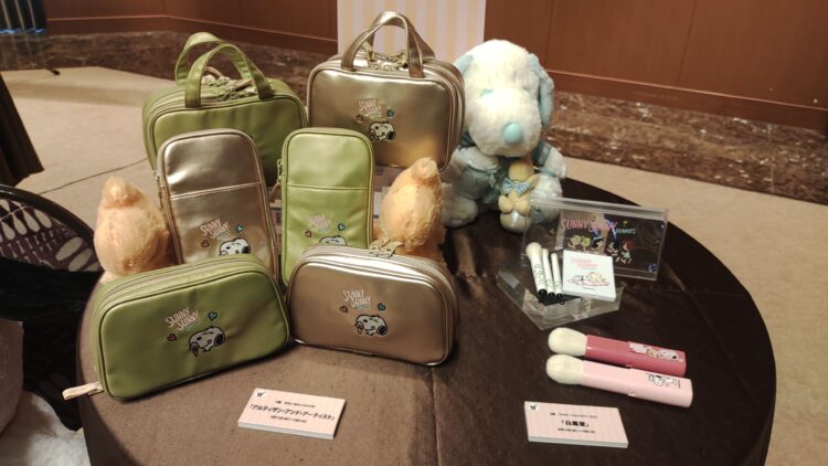阪急うめだ本店、PEANUTS、スヌーピー