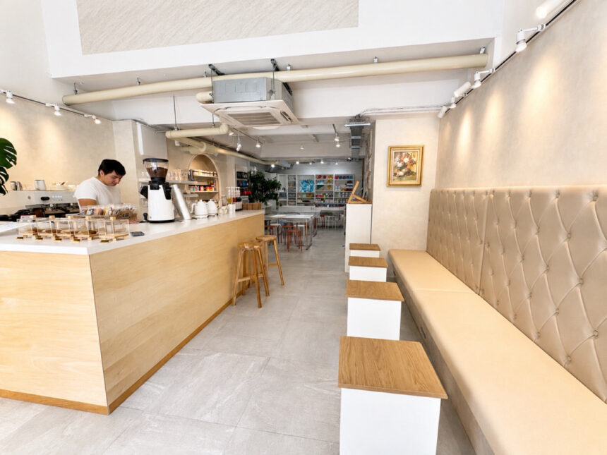 Ame art cafe アートカフェ　谷町六丁目　アート体験　アルコールインクアート　テクスチャーアート　スペシャリティコーヒー　フィナンシェ